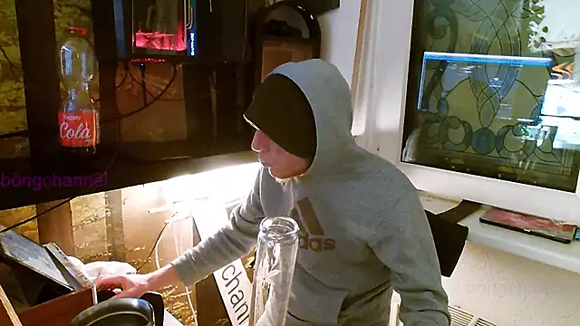 BongChannel online show from January 2, 8:49 am