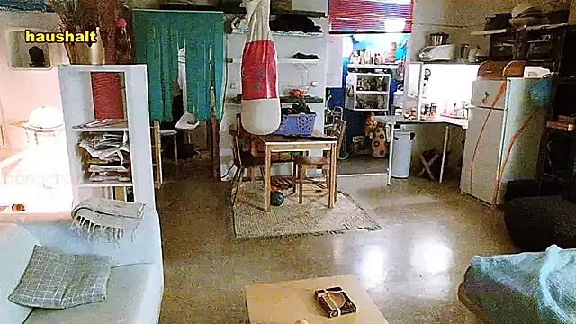 BongChannel online show from January 11, 9:04 pm