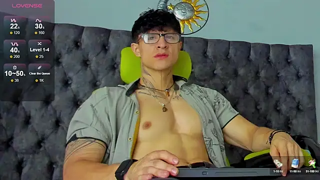 Snapshot of Jeins_carter chatting on December 7, 1:40 pm Jeins carter online show from December 7, 1:40 pm