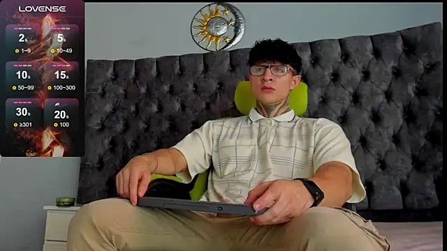 Snapshot of Jeins_carter chatting on January 10, 5:02 pm Jeins carter online show from January 10, 5:02 pm