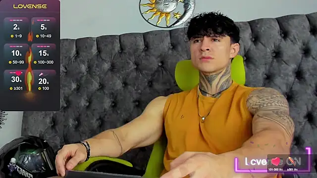 Snapshot of Jeins_carter chatting on February 20, 1:30 pm Jeins carter online show from February 20, 1:30 pm