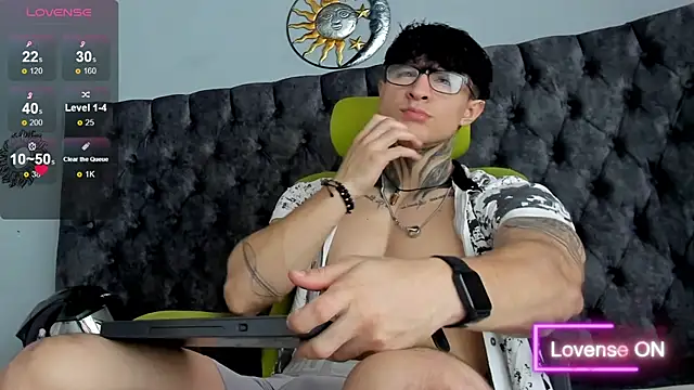 Snapshot of Jeins_carter chatting on March 8, 1:36 pm Jeins carter online show from March 8, 1:36 pm