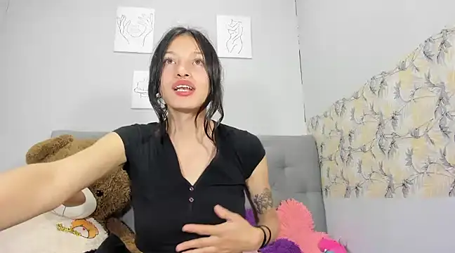 Snapshot of Emma-Wilson chatting on January 31, 4:36 am Emma-Wilson online show from January 31, 4:36 am