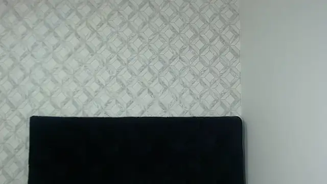 Snapshot of Emma-Wilson chatting on February 13, 10:00 pm Emma-Wilson online show from February 13, 10:00 pm