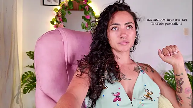 paula brunette online show from March 26, 4:18 am