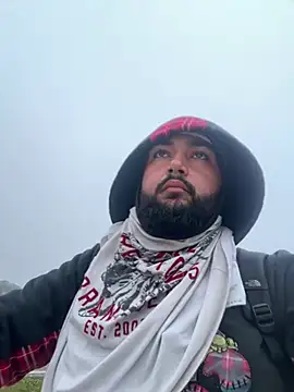 bigdickgio6923 online show from February 13, 1:07 pm