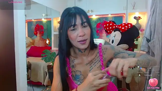 lorenapinto online show from October 19, 12:28 pm