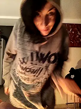 Snapshot of freyamoret chatting on December 21, 4:52 am freyamoret online show from December 21, 4:52 am