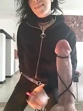 Snapshot of freyamoret chatting on January 8, 9:32 am freyamoret online show from January 8, 9:32 am