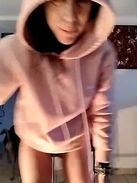 Snapshot of freyamoret chatting on January 25, 6:34 am freyamoret online show from January 25, 6:34 am