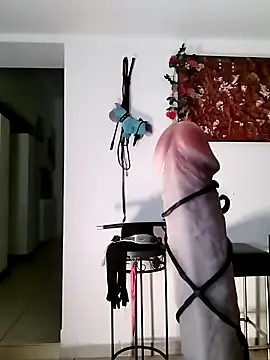 Snapshot of freyamoret chatting on February 27, 5:34 am freyamoret online show from February 27, 5:34 am