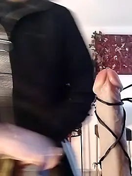 Snapshot of freyamoret chatting on March 8, 6:32 am freyamoret online show from March 8, 6:32 am