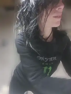 freyamoret online show from March 24, 4:39 am