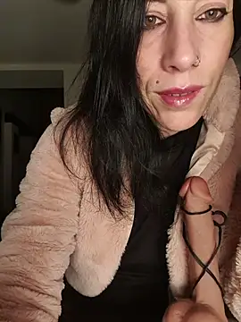 freyamoret online show from April 1, 2:12 am