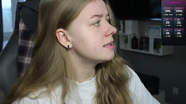 candy maggie online show from January 23, 12:30 pm