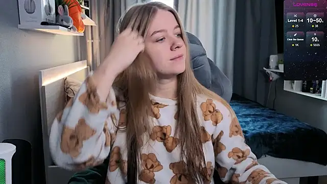 candy maggie online show from February 7, 9:37 am