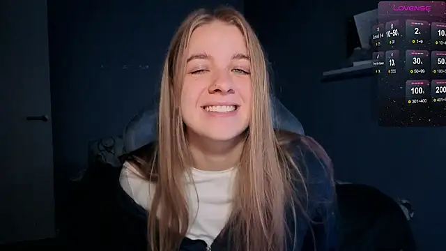 candy maggie online show from October 30, 5:46 pm