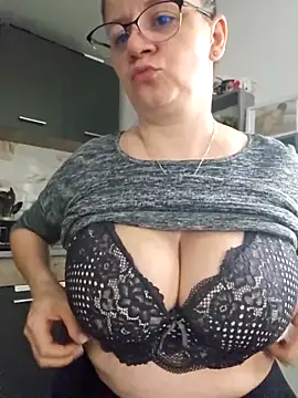 KristenVega online show from February 24, 8:12 am