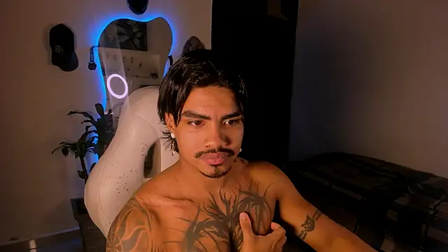 Young laroi online show from January 11, 3:55 am