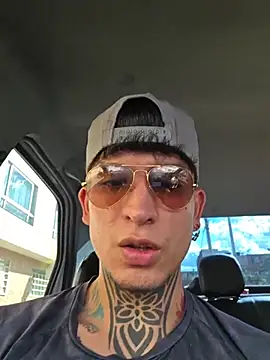  Tomy08calderon online show from November 17, 7:52 pm