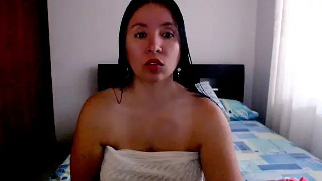 emely sexx20 online show from January 22, 4:23 pm
