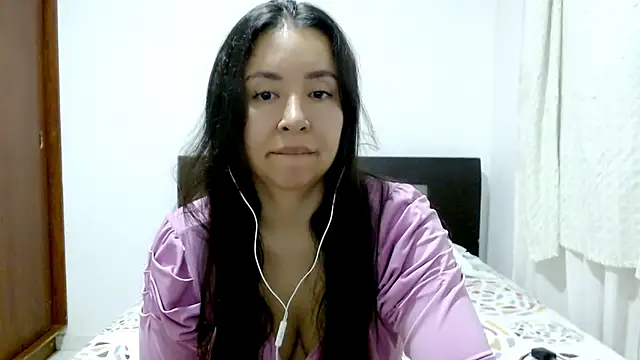 emely sexx20 online show from September 28, 10:09 am