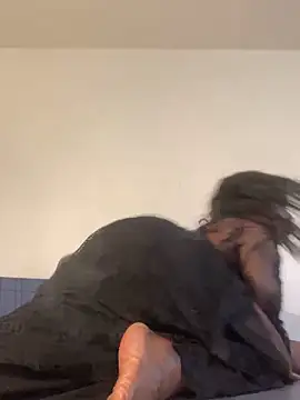 vixenpaisley2 online show from February 20, 6:35 pm