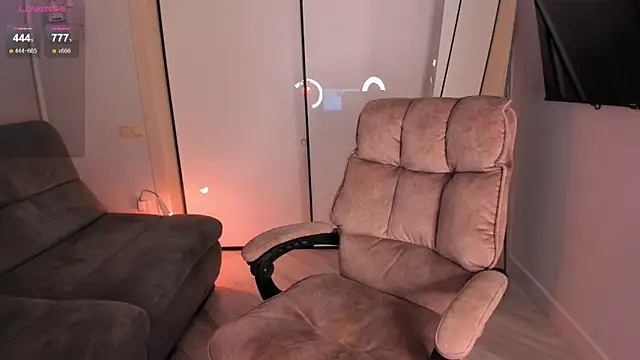 Snapshot of helen_ramsay chatting on September 9, 4:28 pm helen ramsay online show from September 9, 4:28 pm