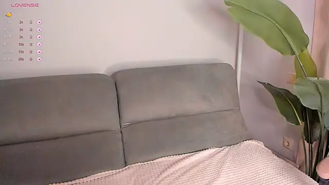 Snapshot of helen_ramsay chatting on October 17, 3:14 pm helen ramsay online show from October 17, 3:14 pm