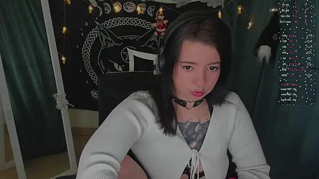 Snapshot of Sam_Mystery chatting on December 13, 1:44 pm Sam Mystery online show from December 13, 1:44 pm