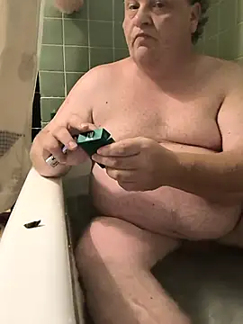 jrsexy83 online show from November 13, 4:33 am