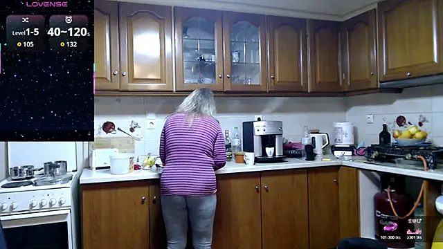 JennaDeluxe online show from February 18, 6:37 pm