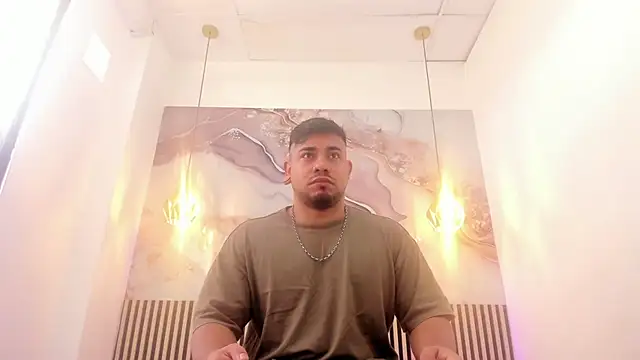 Snapshot of BrianMalonee chatting on November 28, 11:57 am BrianMalonee online show from November 28, 11:57 am