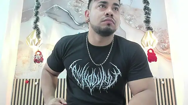 Snapshot of BrianMalonee chatting on December 19, 12:01 pm BrianMalonee online show from December 19, 12:01 pm