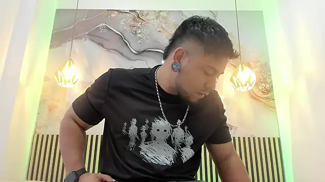 Snapshot of BrianMalonee chatting on February 10, 11:58 am BrianMalonee online show from February 10, 11:58 am