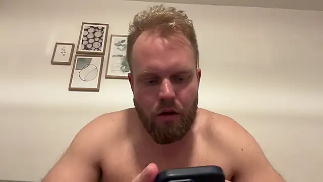 Snapshot of jerkoffwankster chatting on December 20, 5:36 am jerkoffwankster online show from December 20, 5:36 am