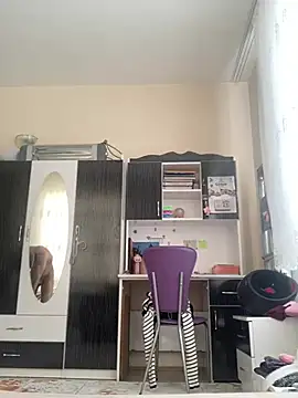 MuscleBoyy777 online show from January 28, 8:47 am