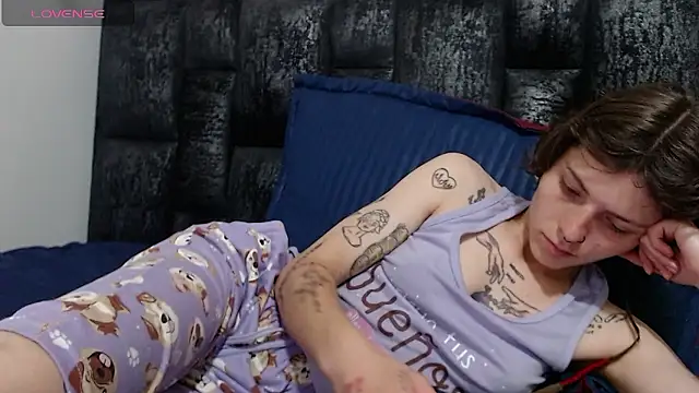 pretty cristal69 online show from January 10, 4:09 pm