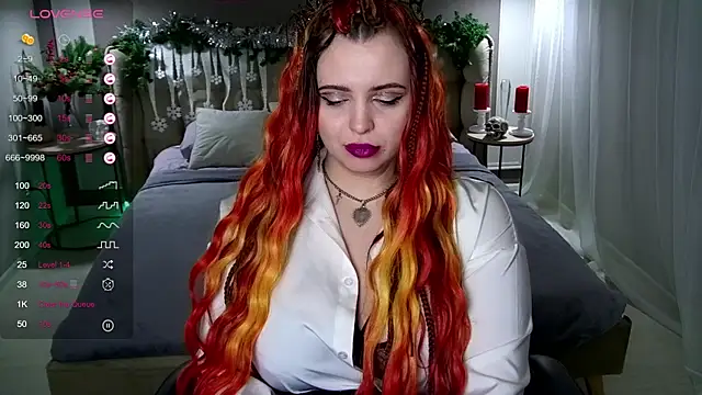 Snapshot of Miss_Maya_Mils chatting on January 1, 6:05 am Miss Maya Mils online show from January 1, 6:05 am