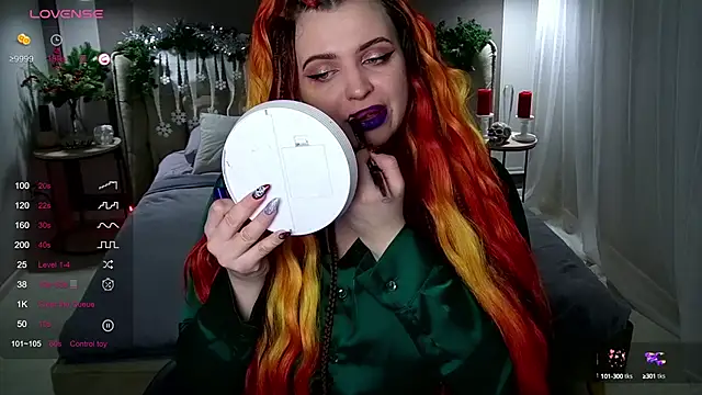 Snapshot of Miss_Maya_Mils chatting on January 5, 1:03 am Miss Maya Mils online show from January 5, 1:03 am