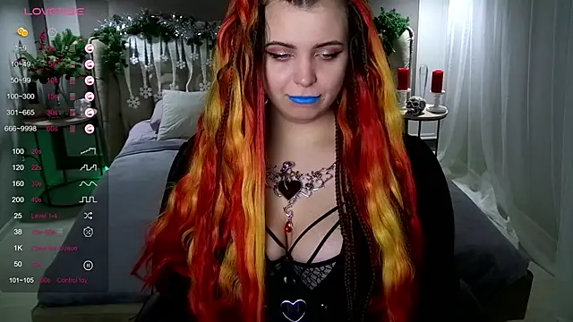 Snapshot of Miss_Maya_Mils chatting on January 7, 1:06 am Miss Maya Mils online show from January 7, 1:06 am