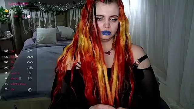 Snapshot of Miss_Maya_Mils chatting on January 8, 7:13 am Miss Maya Mils online show from January 8, 7:13 am