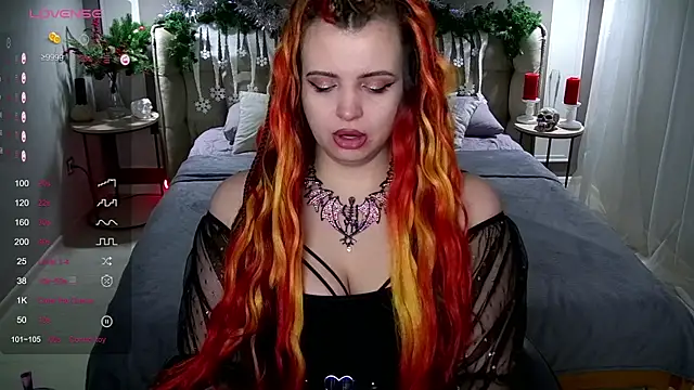 Snapshot of Miss_Maya_Mils chatting on January 14, 1:04 am Miss Maya Mils online show from January 14, 1:04 am