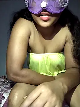Snapshot of Sexygarl1024 chatting on March 11, 1:48 am Sexygarl1024 online show from March 11, 1:48 am