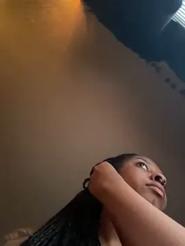 Your Paris online show from February 27, 3:05 pm