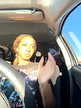 Your Paris online show from October 9, 3:43 pm