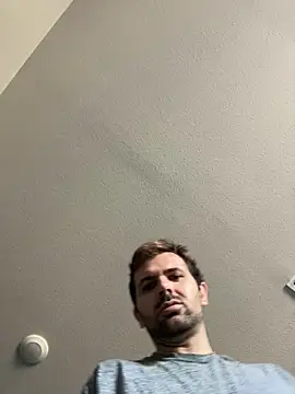 Snapshot of HungJeff6969 chatting on October 22, 4:51 pm HungJeff6969 online show from October 22, 4:51 pm