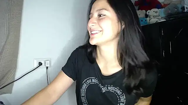 Snapshot of iris_798 chatting on March 3, 4:14 am iris 798 online show from March 3, 4:14 am