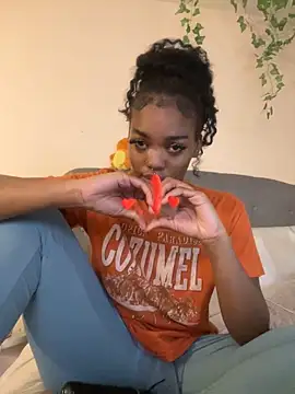 Snapshot of magicalc00ch chatting on February 12, 11:41 pm magicalc00ch online show from February 12, 11:41 pm