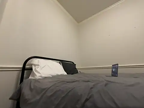 magicalc00ch online show from April 17, 7:17 pm